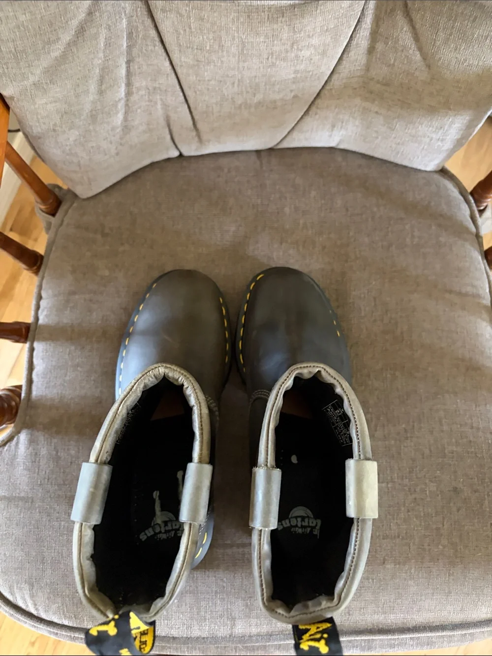 Dr. Martens men’s/woman’s Brown Leather Ankle Boots with Yellow Stitching